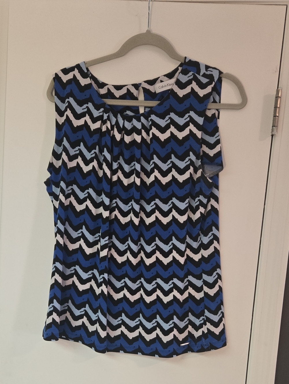 Calvin Klein Black, Blue & White Chevron Sleeveless Top